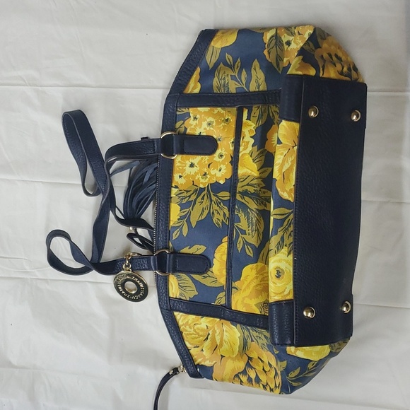 Purse - Picture 2 of 4